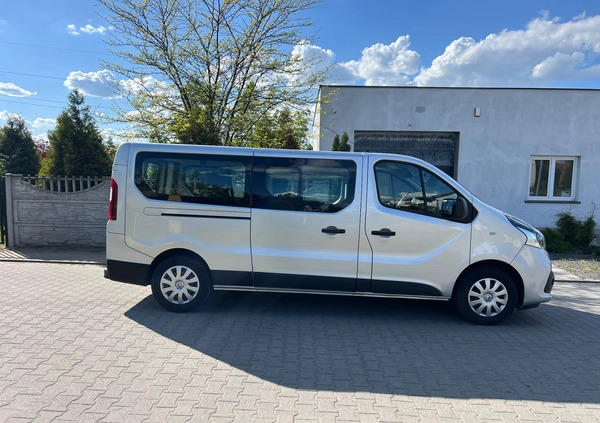 Renault Trafic cena 59900 przebieg: 155000, rok produkcji 2017 z Mrocza małe 254